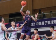 九游娱乐-南城暴熊队对阵剑门雪豹队，排球季后赛读秒绝平，门将神扑救主——教练团队居功至伟(2024年7月内江排球比赛最新消息)